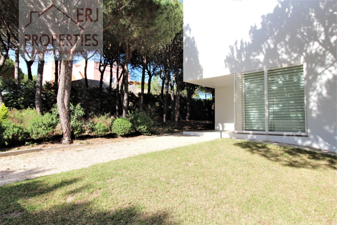 Moradia T5 para Venda em Castro Marim Foto 5
