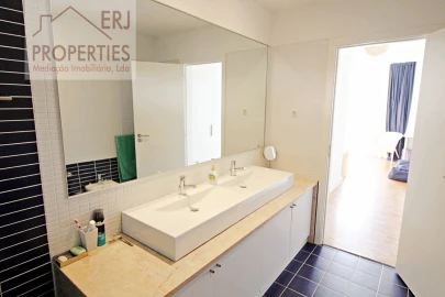 Moradia T5 para Venda em Castro Marim
