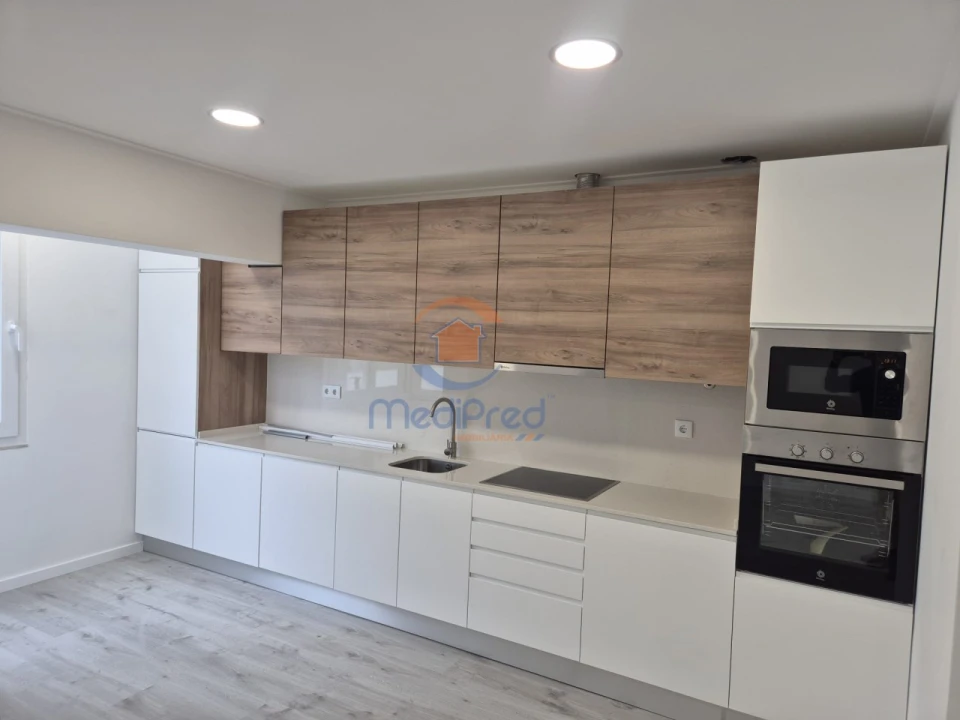 Apartamento T1 para Venda em Alto do Seixalinho, Santo André e Verderena Foto 3