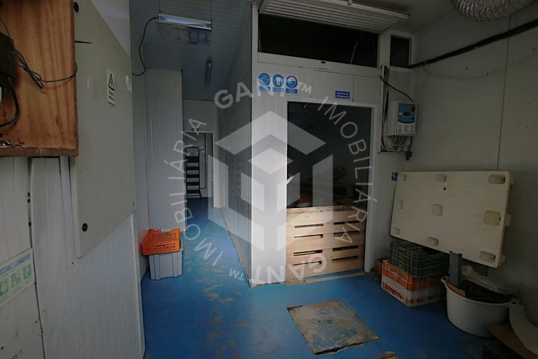 Armazém para Venda em Corroios Foto 3