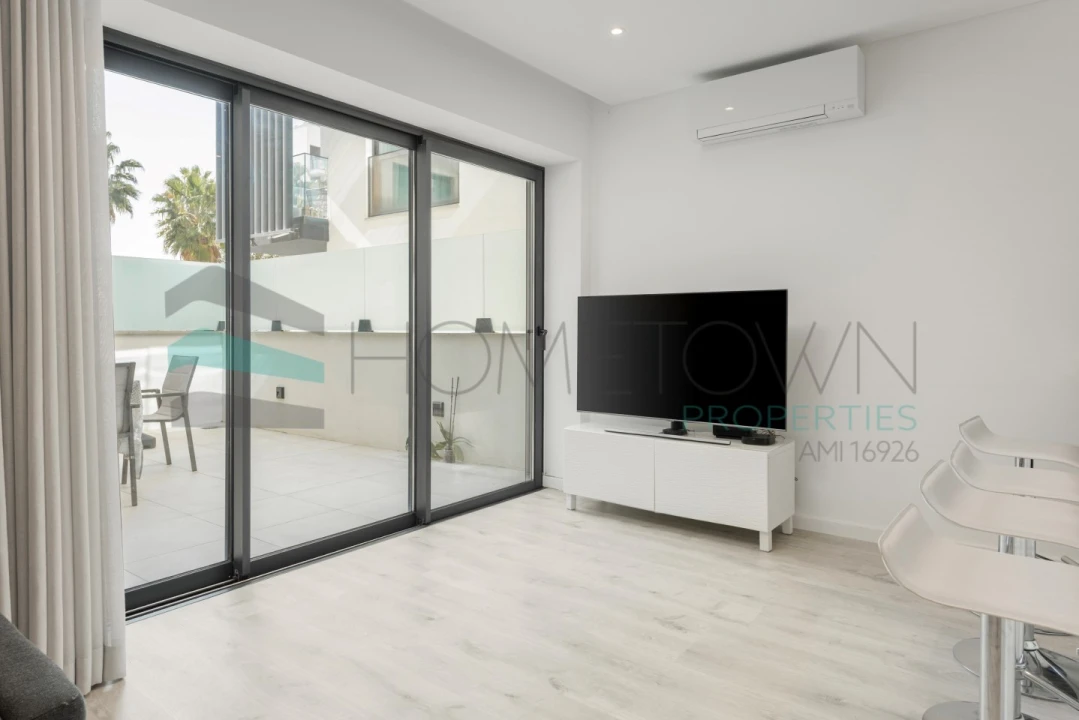 Apartamento T2 para Venda em Quarteira Foto 6