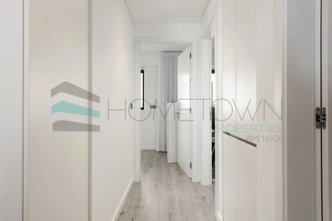 Apartamento T2 para Venda em Quarteira Foto 13