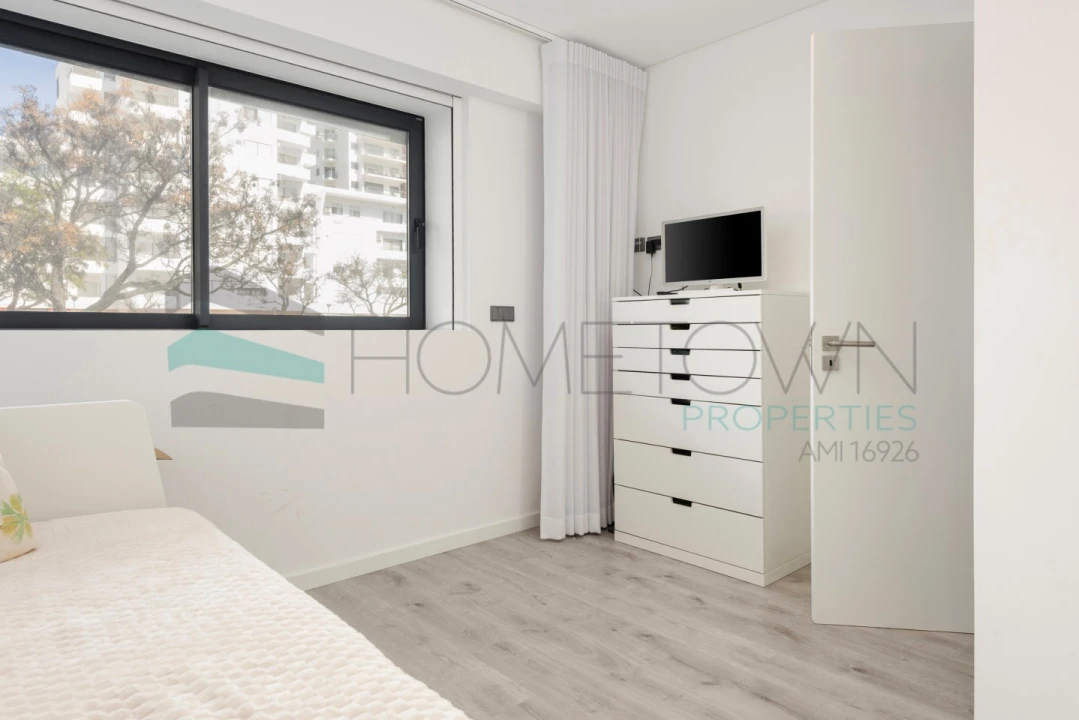 Apartamento T2 para Venda em Quarteira Foto 15