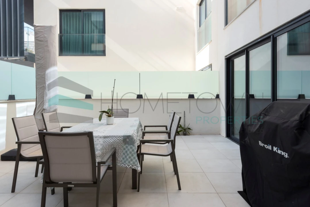 Apartamento T2 para Venda em Quarteira Foto 20