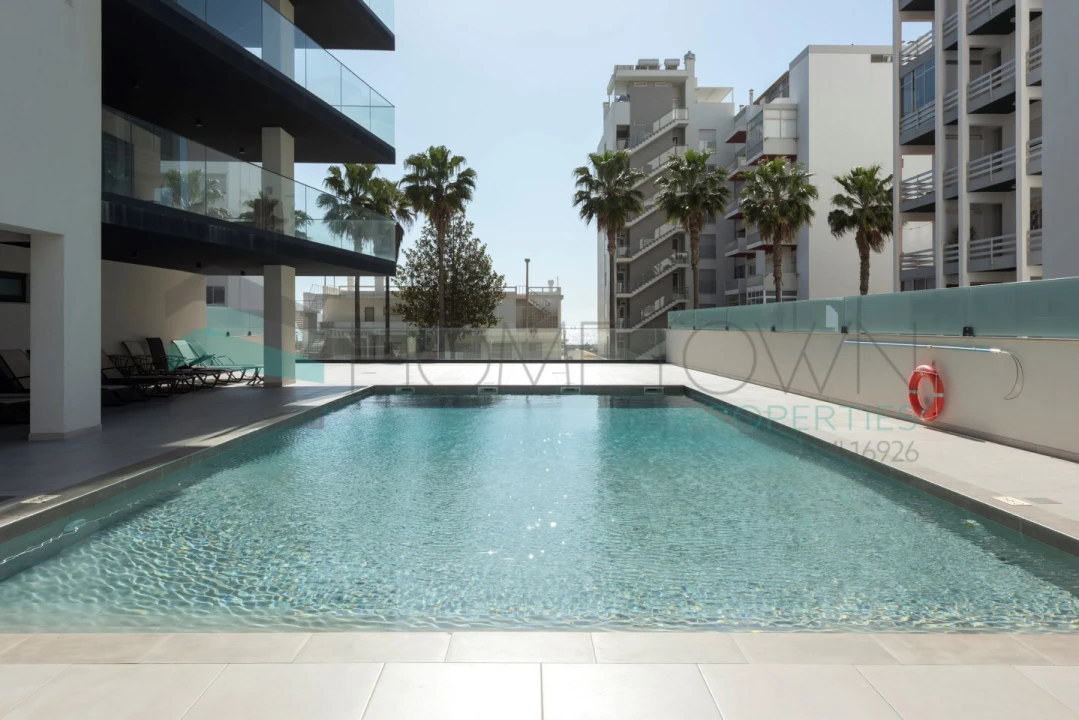 Apartamento T2 para Venda em Quarteira Foto 5