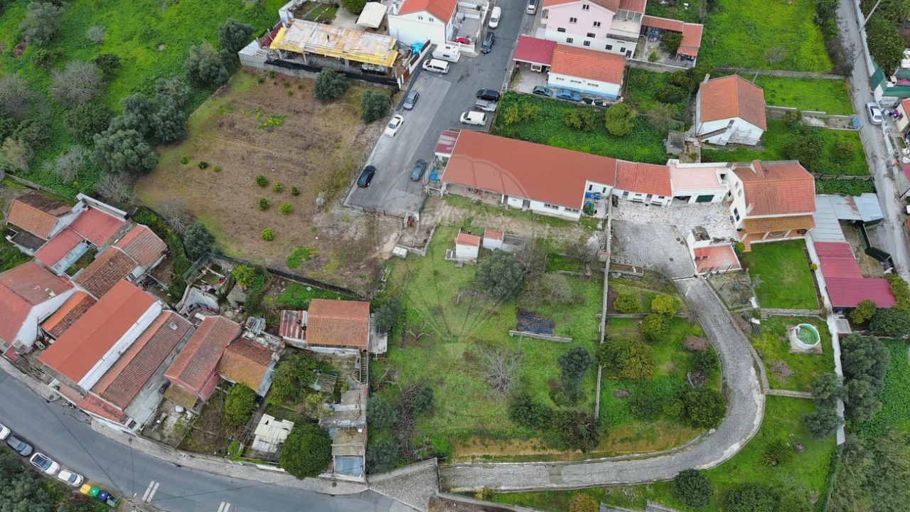 Terreno para Venda em Camarate, Unhos e Apelação Foto 1