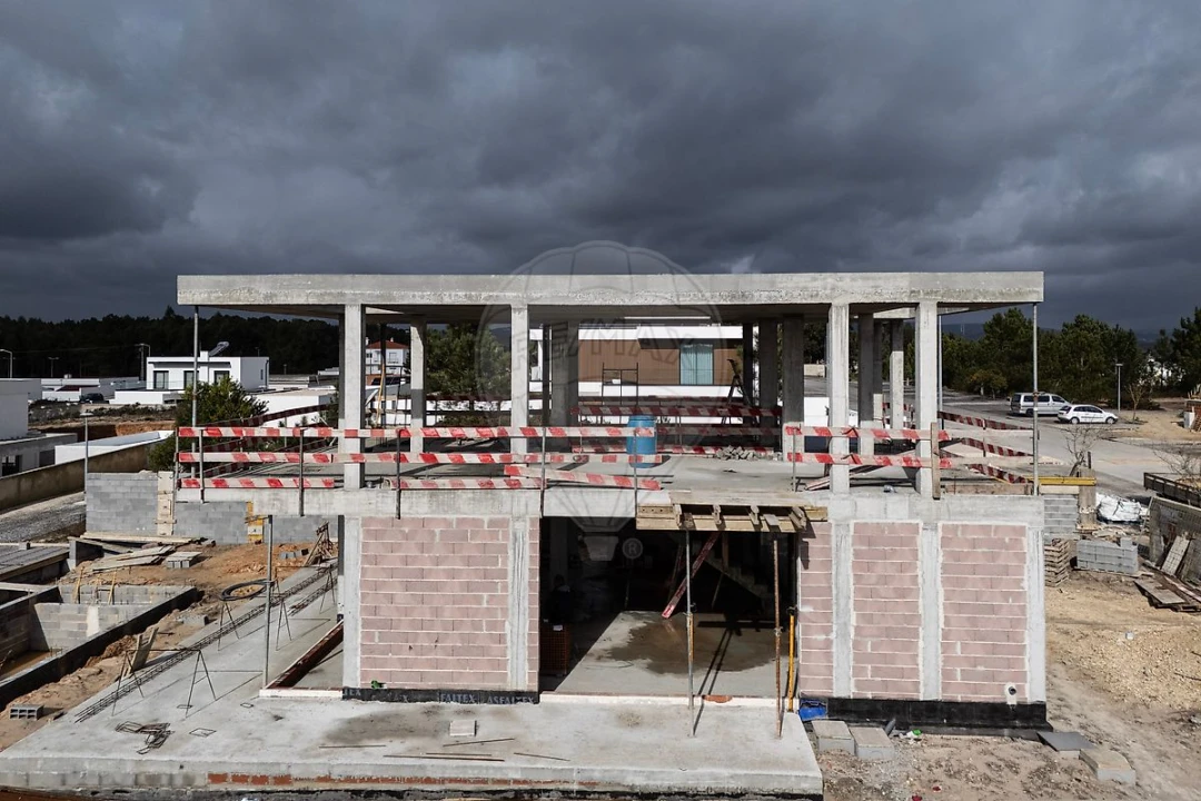 Moradia T5 para Venda em Rio Maior Foto 14