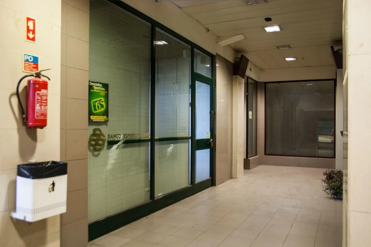 Negócio para Arrendamento em Póvoa de Santa Iria e Forte da Casa Foto 5