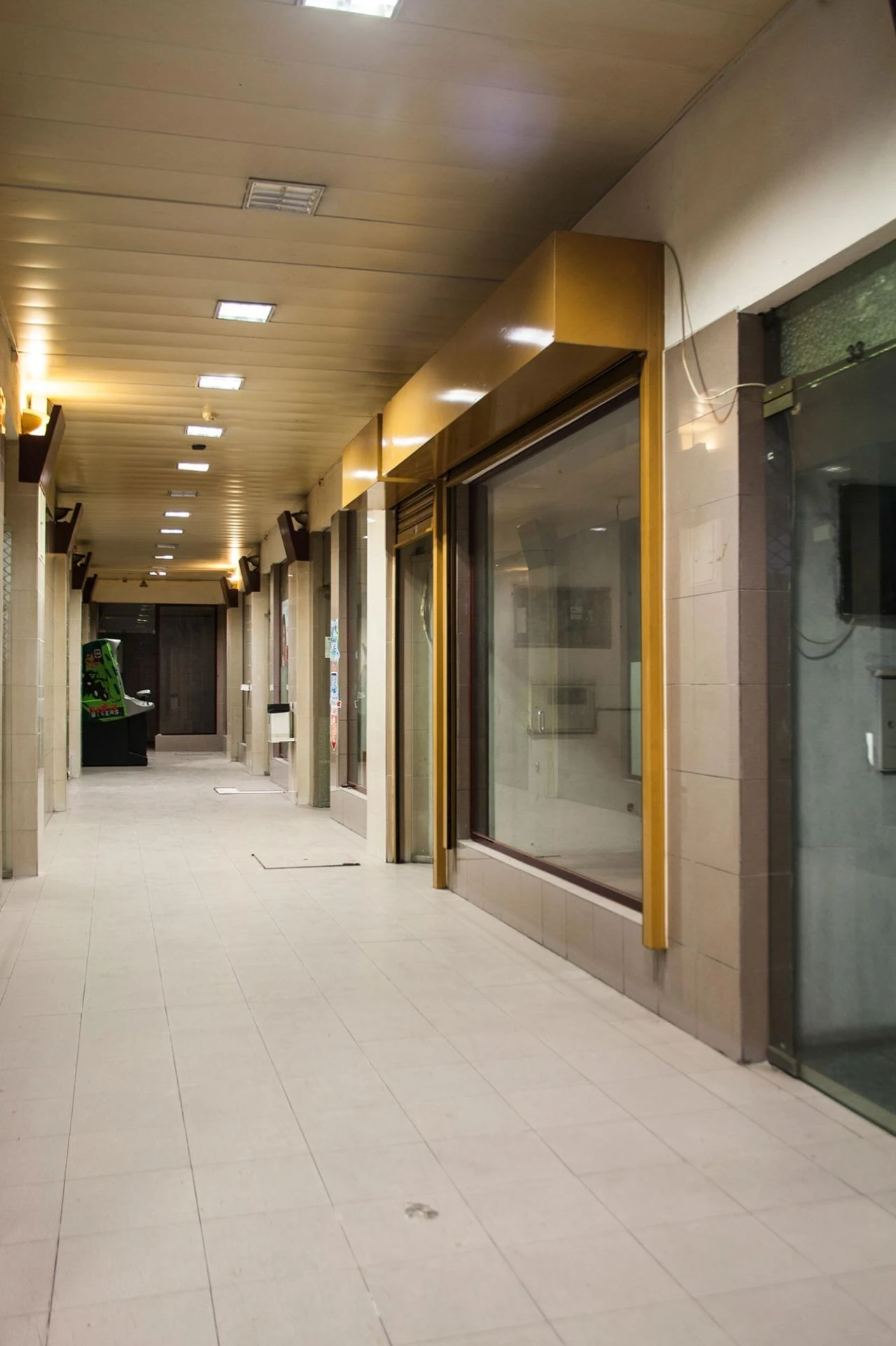 Negócio para Venda em Póvoa de Santa Iria e Forte da Casa Foto 10