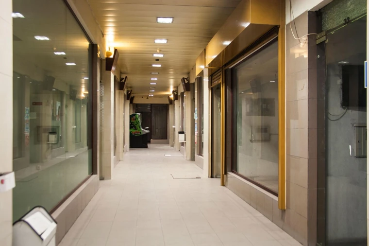 Negócio para Venda em Póvoa de Santa Iria e Forte da Casa Foto 6