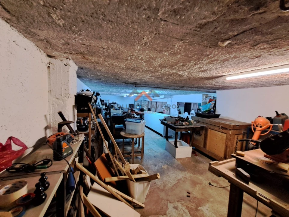 Garagem para Venda em Glória e Vera Cruz Foto 16