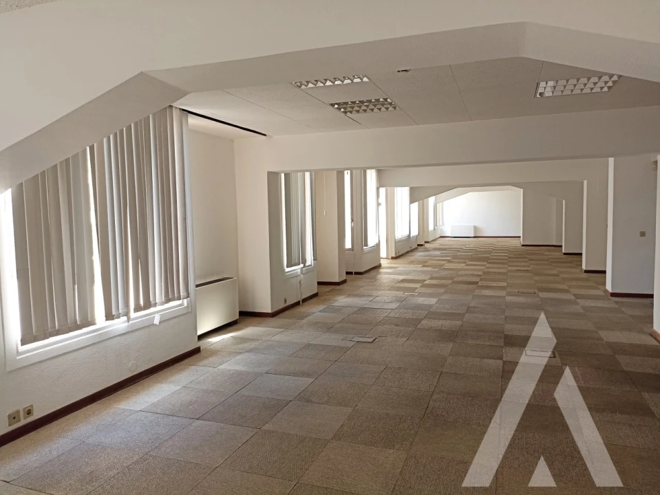 Escritório para Venda em Avenidas Novas Foto 1