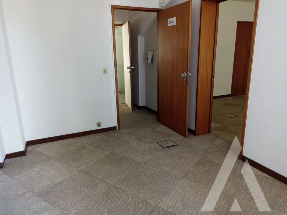 Escritório para Venda em Avenidas Novas Foto 14