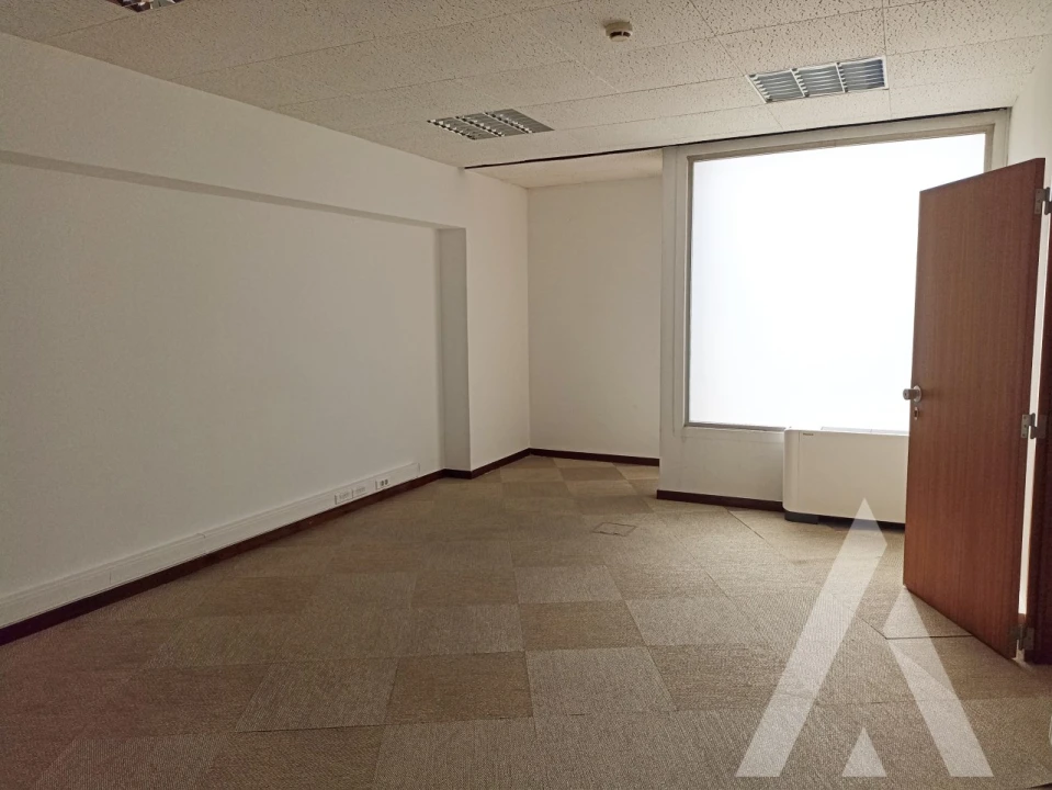 Escritório para Venda em Avenidas Novas Foto 23