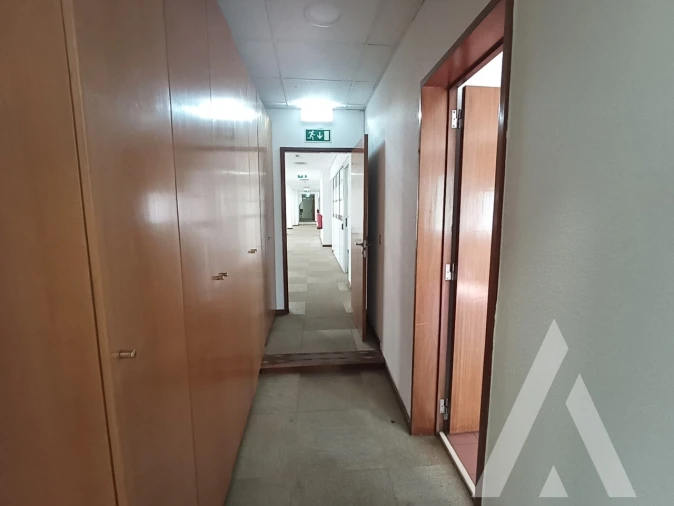 Escritório para Venda em Avenidas Novas Foto 11