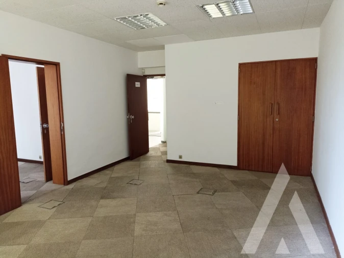Escritório para Venda em Avenidas Novas Foto 13
