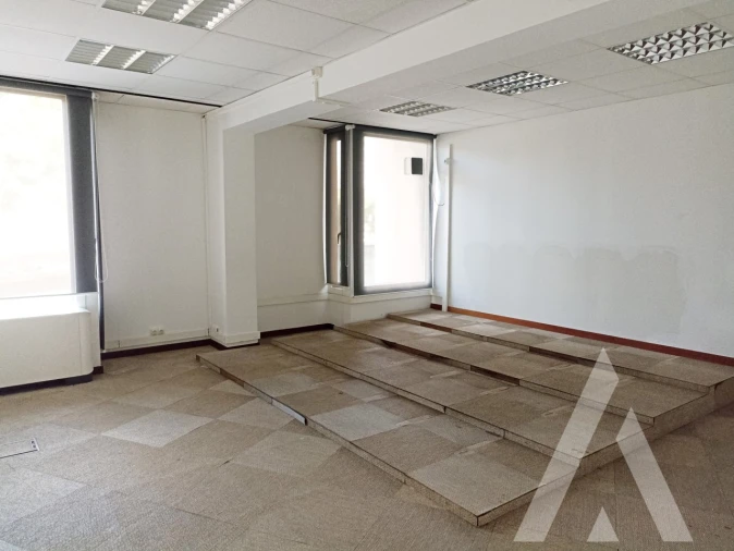 Escritório para Venda em Avenidas Novas Foto 18