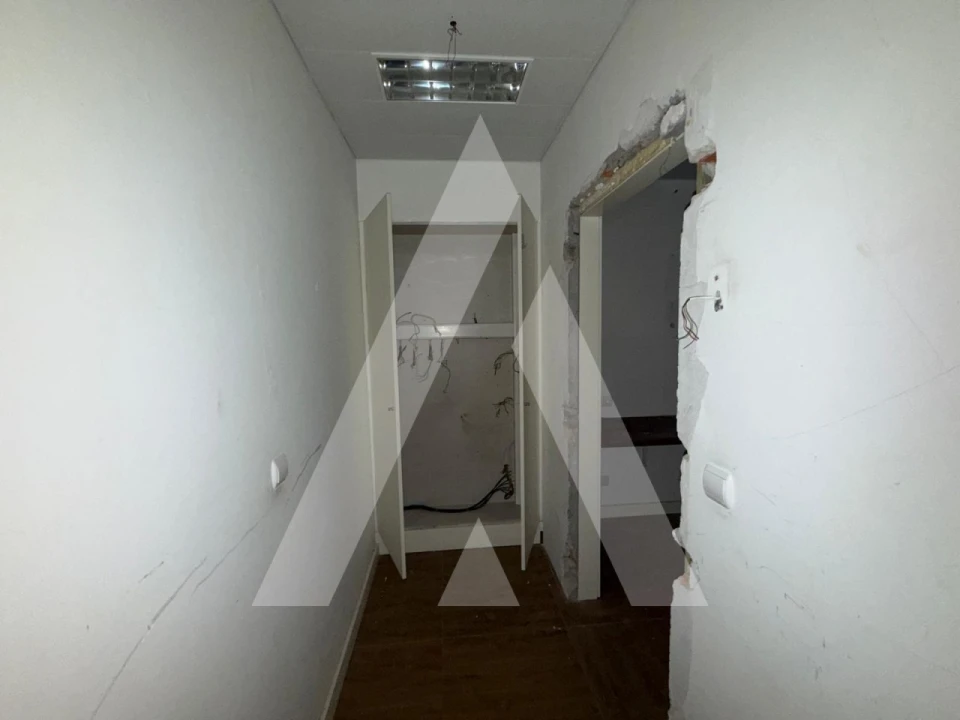 Escritório para Venda em Marinha Grande Foto 22