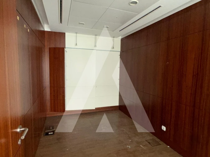 Escritório para Venda em Marinha Grande Foto 16