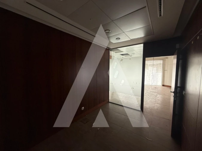 Escritório para Venda em Marinha Grande Foto 18