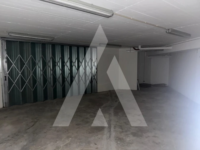 Escritório para Venda em Marinha Grande Foto 27