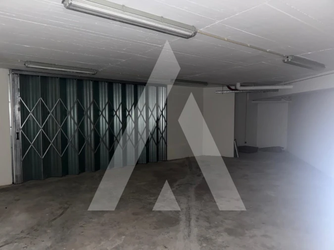 Escritório para Venda em Marinha Grande Foto 28