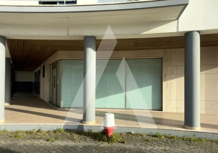 Escritório para Venda em Marinha Grande Foto 31