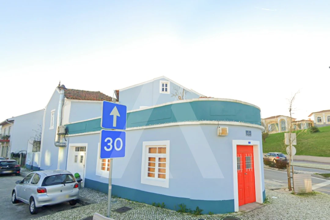 Prédio para Venda em Arcos e Mogofores Foto 2