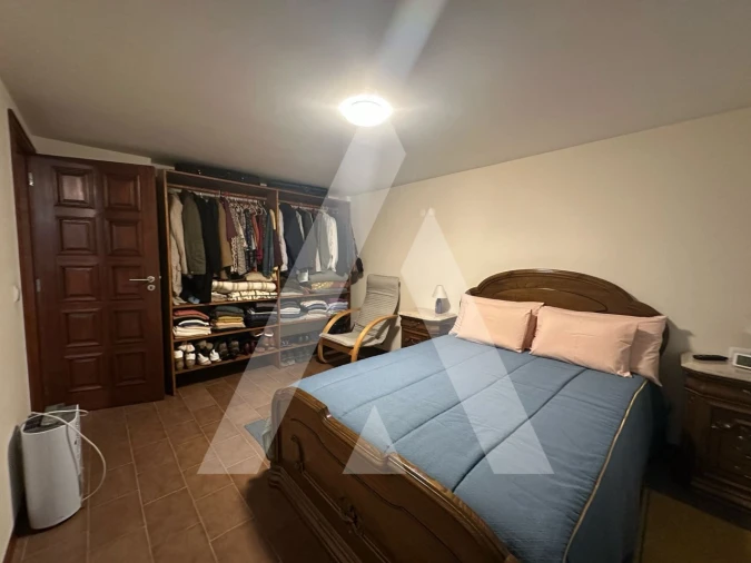 Moradia T4 para Venda em Oiã Foto 26