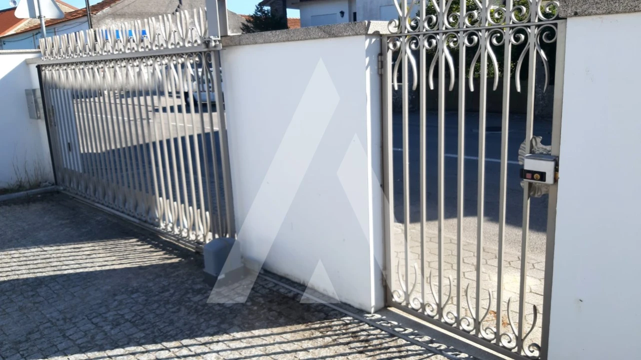 Moradia T3 para Venda em Bustos, Troviscal e Mamarrosa Foto 23