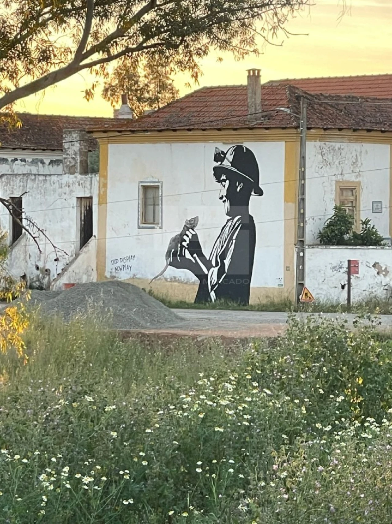 Moradia T5 para Venda em Corte do Pinto Foto 12