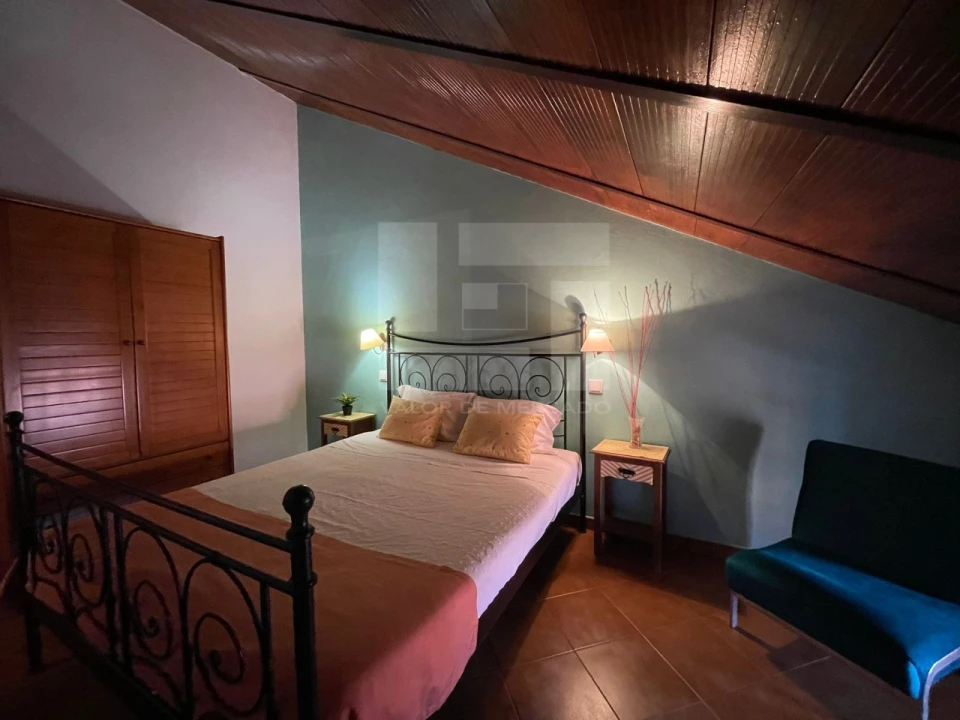 Moradia T5 para Venda em Corte do Pinto Foto 47