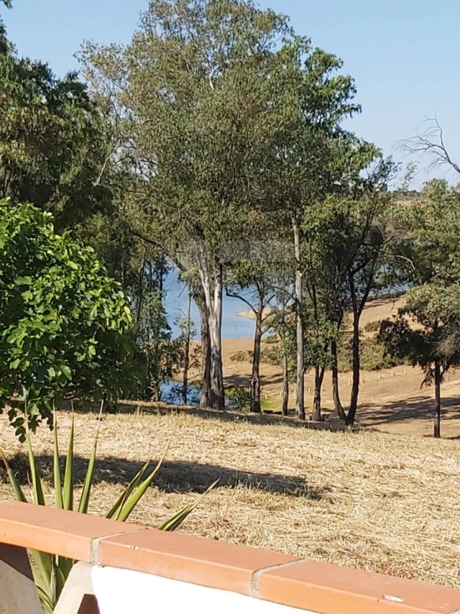 Moradia T5 para Venda em Corte do Pinto Foto 9