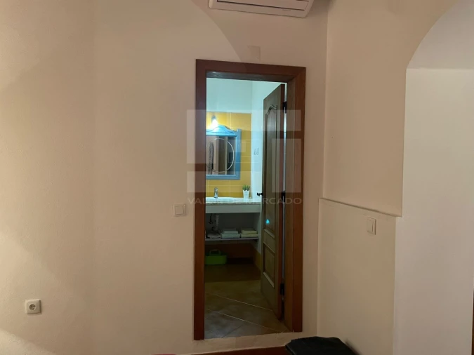 Moradia T5 para Venda em Corte do Pinto Foto 19