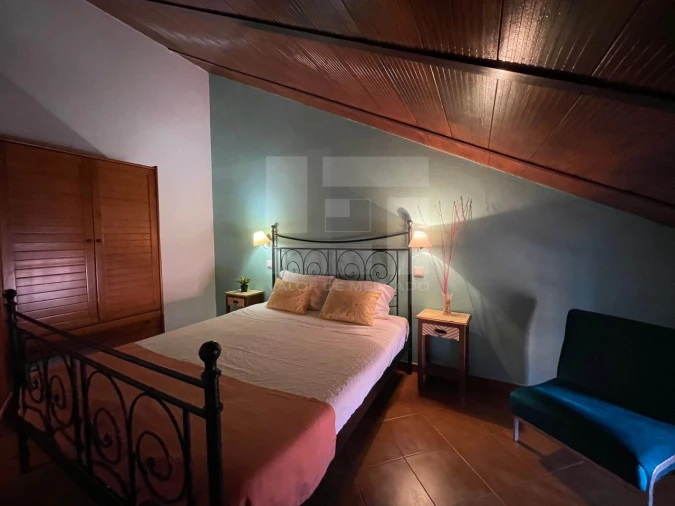 Moradia T5 para Venda em Corte do Pinto Foto 47