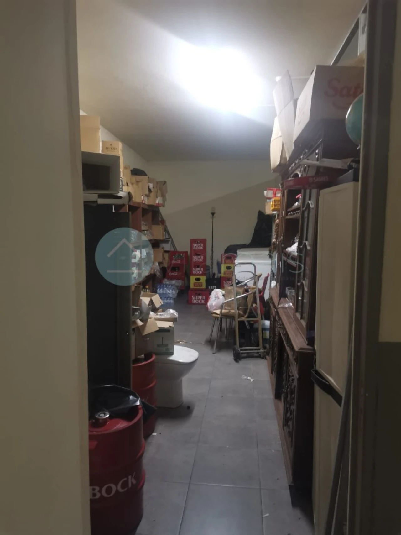 Loja para Cedência de Quotas em Valongo Foto 11