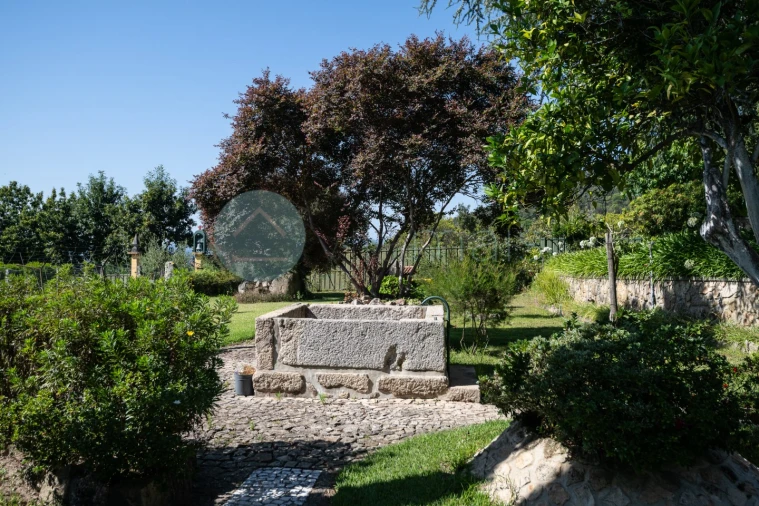 Quinta T6 para Venda em Monte Córdova Foto 26