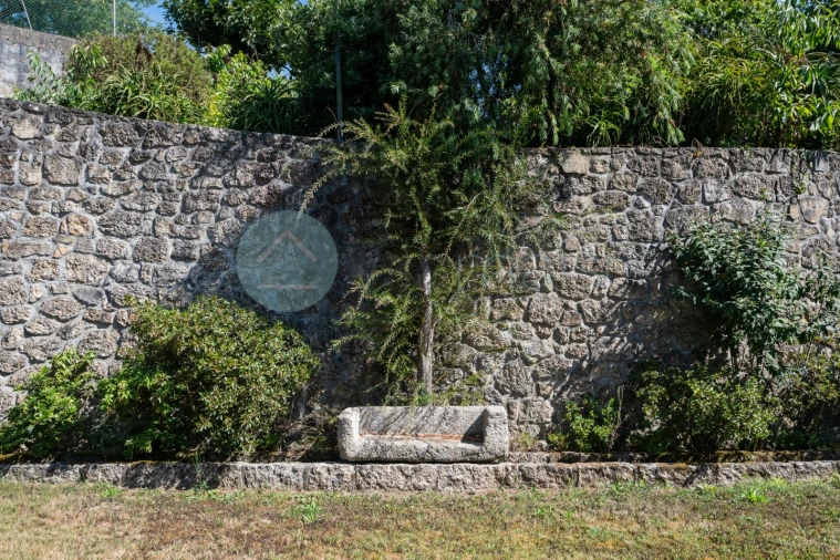 Quinta T6 para Venda em Monte Córdova Foto 35