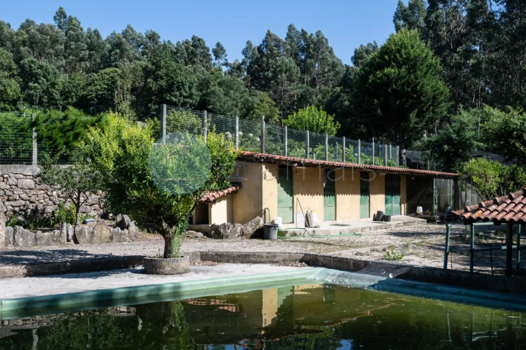 Quinta T6 para Venda em Monte Córdova Foto 41