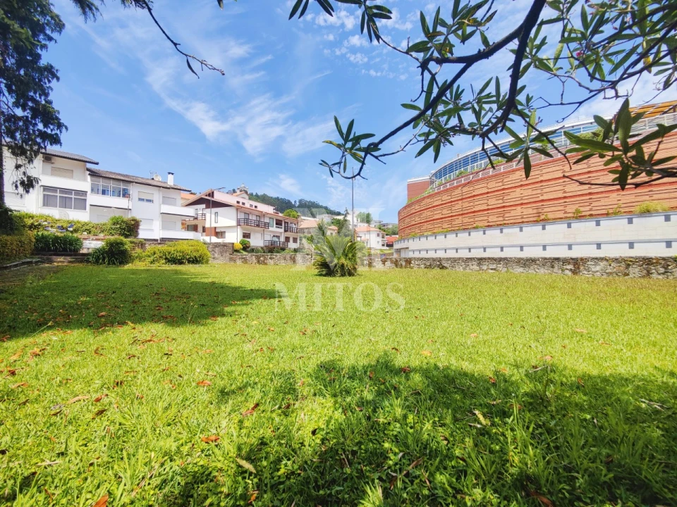 Moradia T4 para Venda em Santa Maria Maior e Monserrate e Meadela Foto 26