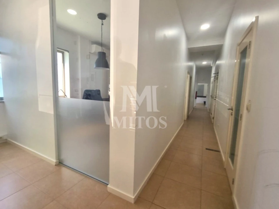 Loja para Venda em Santa Maria Maior e Monserrate e Meadela Foto 6