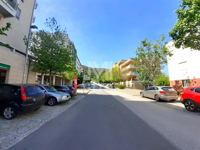 Loja para Venda em Santa Maria Maior e Monserrate e Meadela