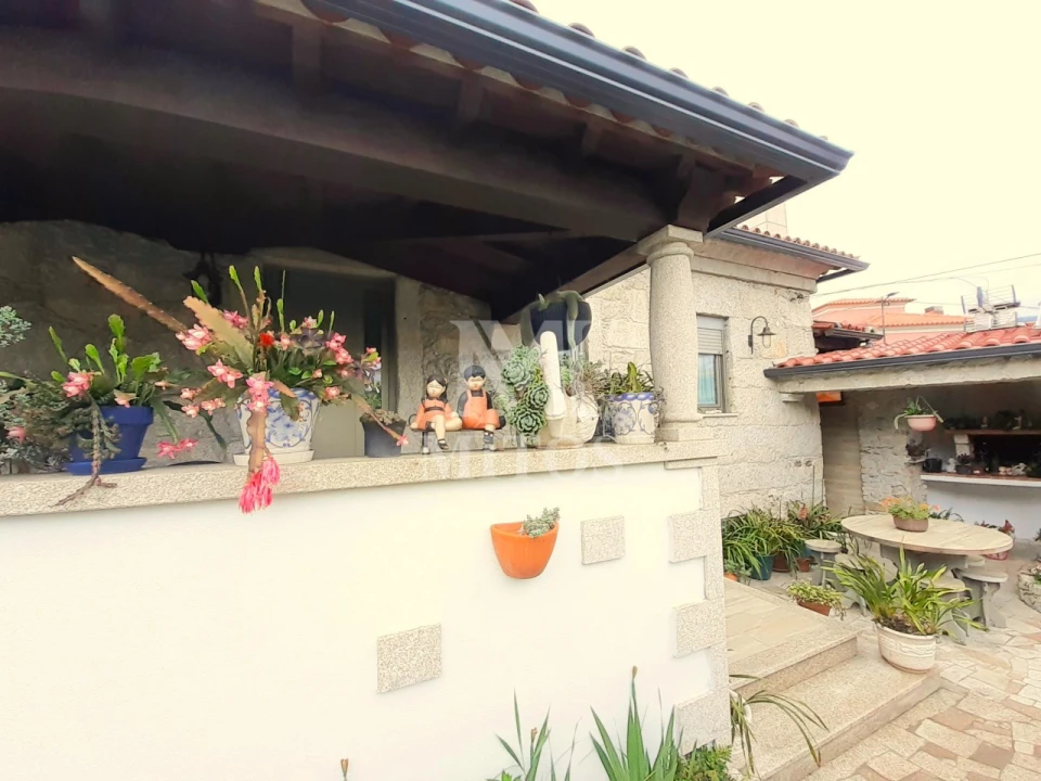 Moradia T2 para Venda em Santa Maria Maior e Monserrate e Meadela Foto 24