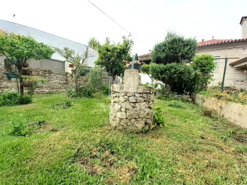 Moradia T2 para Venda em Santa Maria Maior e Monserrate e Meadela