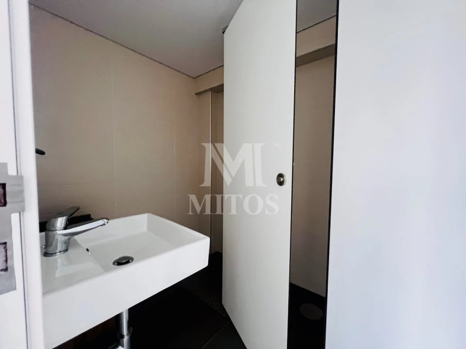 Negócio para Arrendamento em Subportela, Deocriste e Portela Susã Foto 8