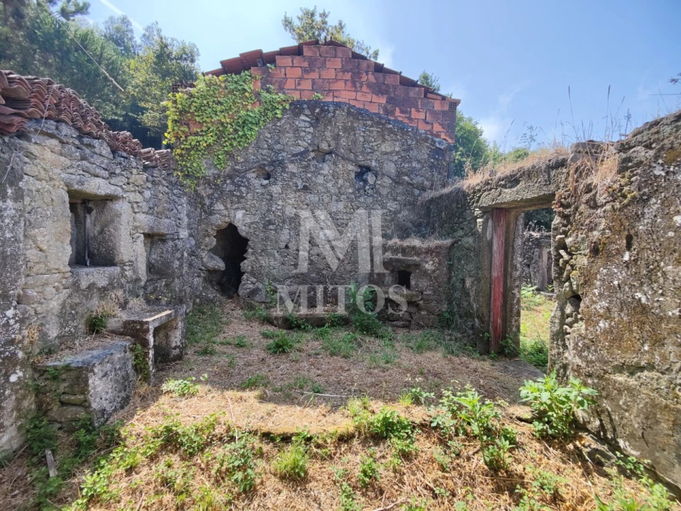 Moradia T3 para Venda em Durrães e Tregosa Foto 9