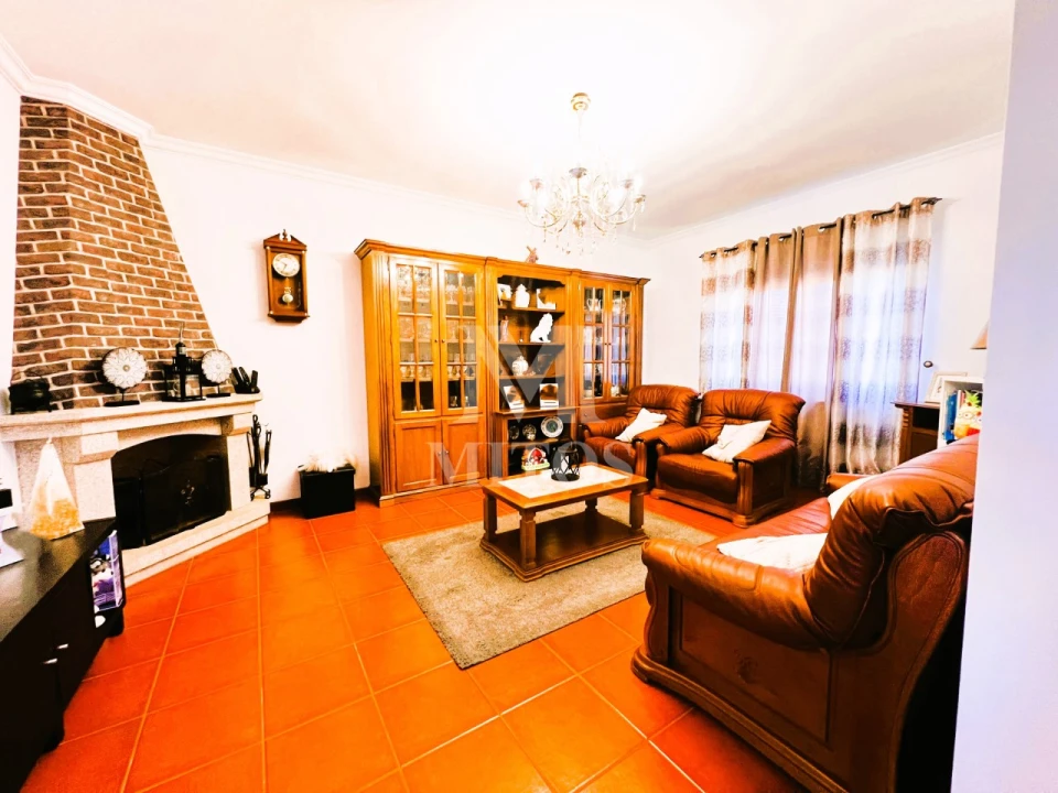 Moradia T3 para Venda em Arcos de Valdevez (São Paio) e Giela Foto 3