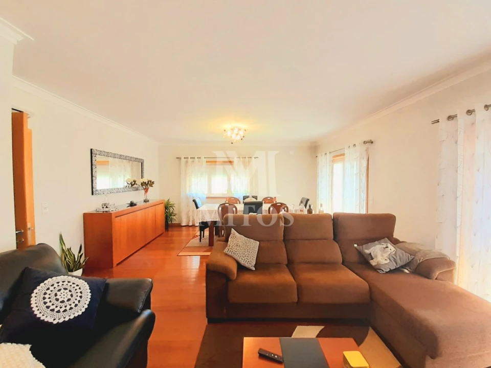 Moradia T5 para Venda em Areosa Foto 7