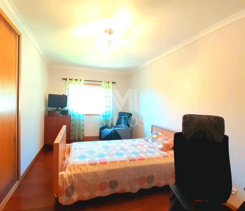 Moradia T5 para Venda em Areosa Foto 17