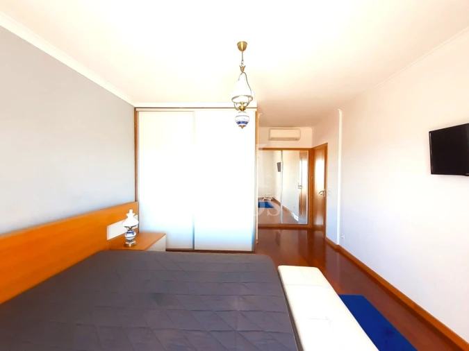 Moradia T5 para Venda em Areosa Foto 14